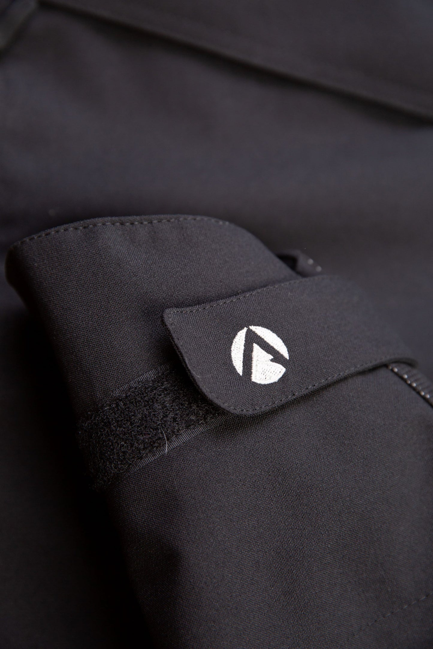 AT4460 - Heavy Duty Half Zip Breathedry® Smock - Black