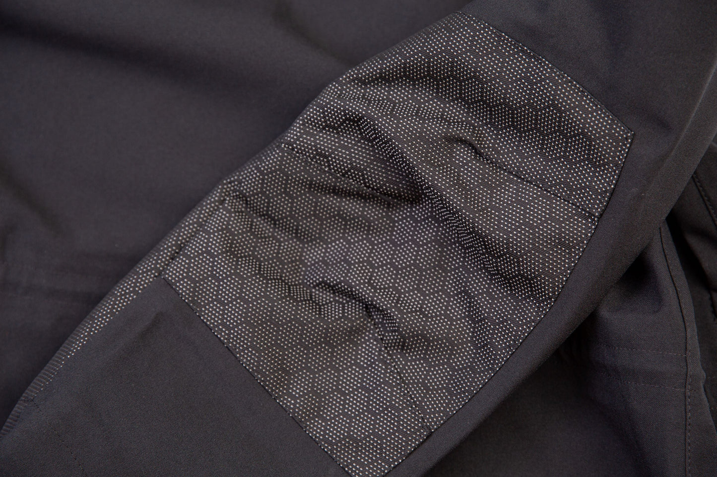 AT4460 - Heavy Duty Half Zip Breathedry® Smock - Black