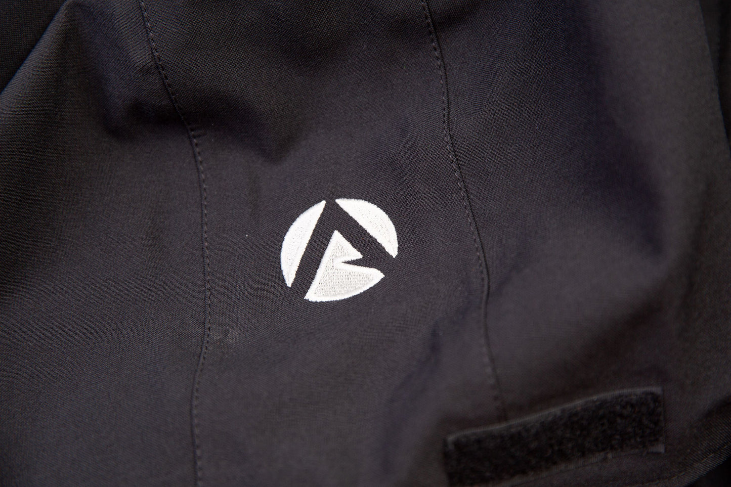 AT4460 - Heavy Duty Half Zip Breathedry® Smock - Black