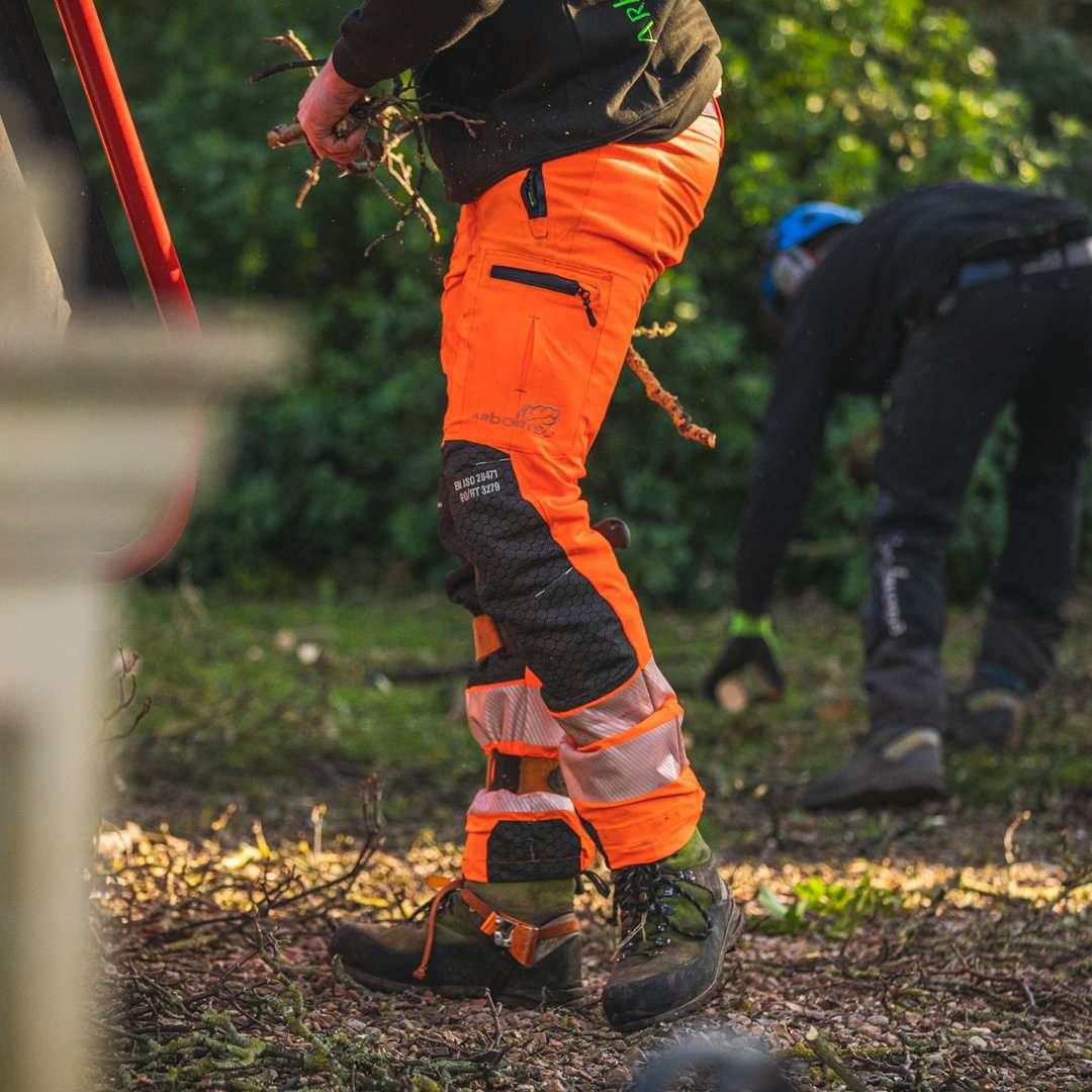 Orange hi vis best sale trousers