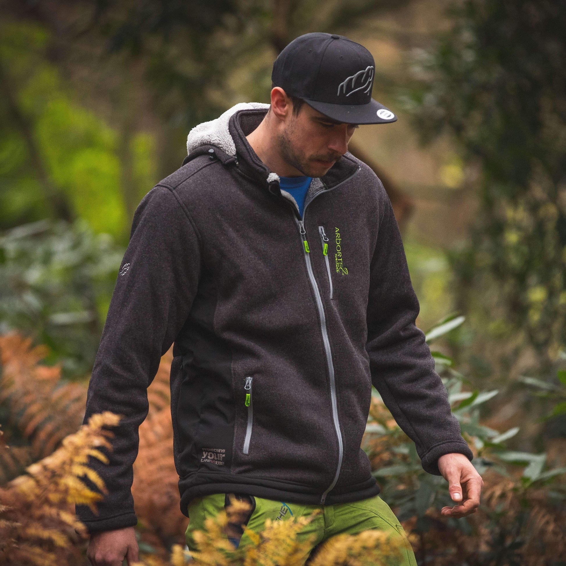 AT4800 Yeti Knitted Fleece Lined Hooded Jacket - Arbortec Forestwear