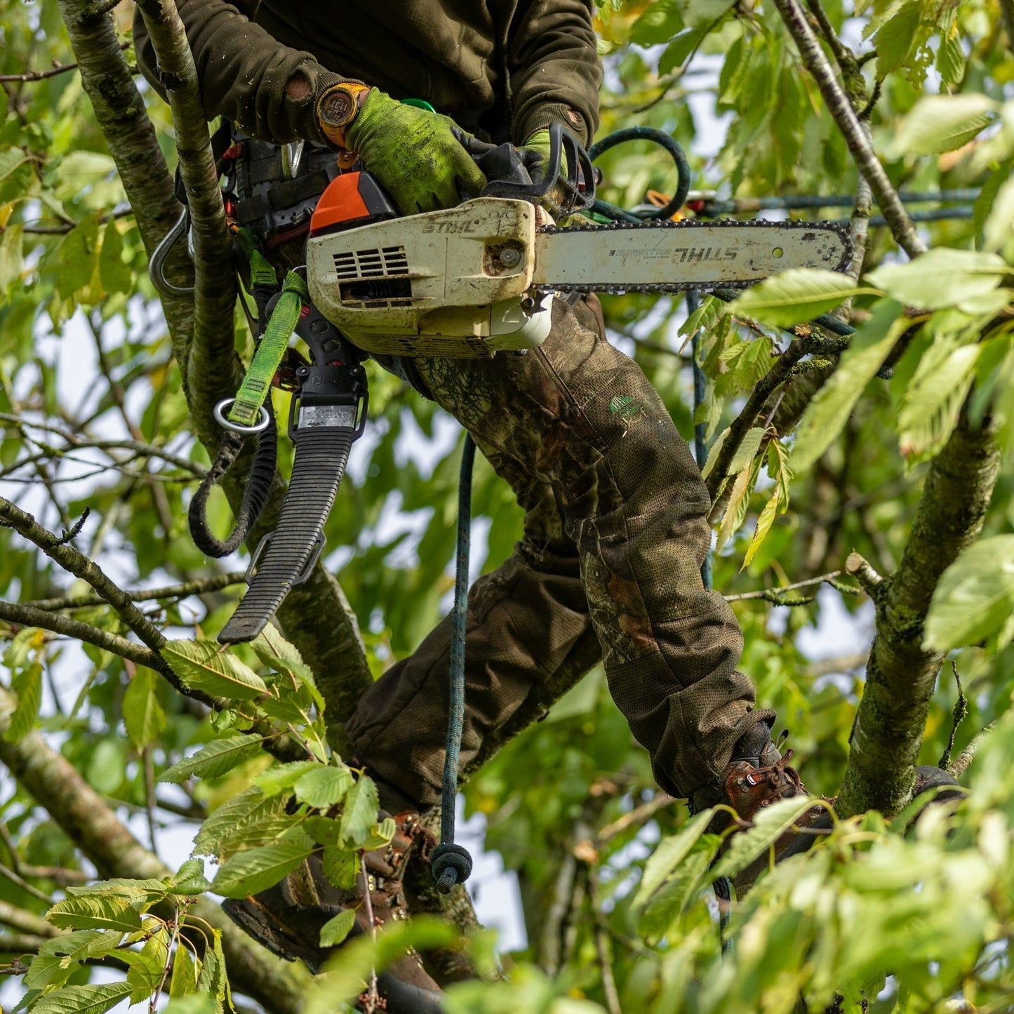AT4060 - Breatheflex Pro Realtree Chainsaw Trousers Design A/Class 1 - Brown